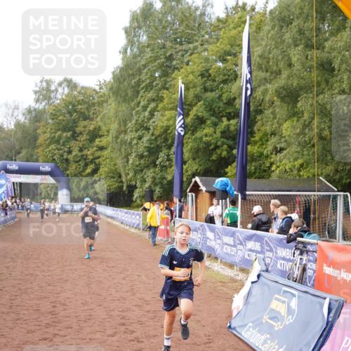 13.09.2026 - Airport Race Dennis Weichert http://msf.ph/oto/10296600 13.09.2026 10:33:31 Ziel 4189, 4193, 4196, 5001, 5295, 5483 meine-sportfotos.de