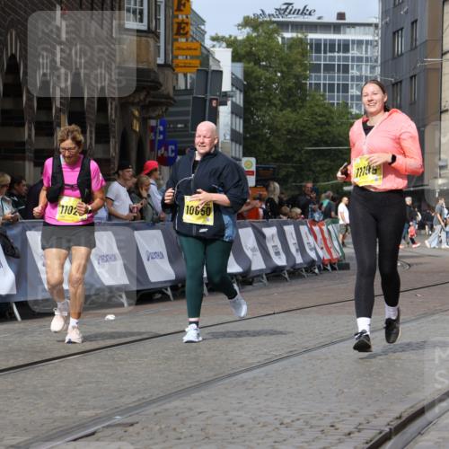13.09.2026 - 21. swb-Marathon Bremen Strokosch-Dieckow http://msf.ph/oto/10296610 13.09.2026 11:30:37 Ziel 12535 meine-sportfotos.de