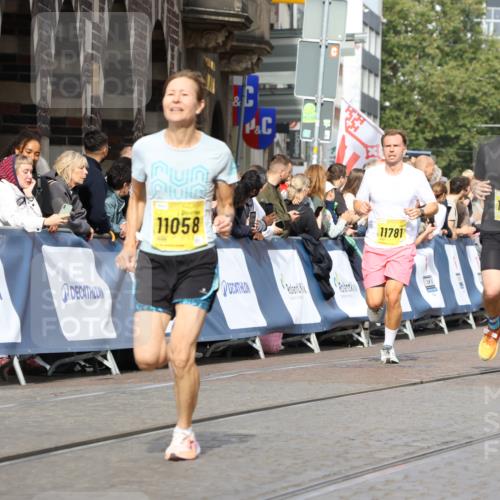 13.09.2026 - 21. swb-Marathon Bremen Strokosch-Dieckow http://msf.ph/oto/10296635 13.09.2026 10:48:18 Ziel 10142, 10329, 11193, 11360, 11735, 12278, 12354, 12487, 12558, 13620, 10231, 10269, 10421, 10426, 10489, 10770, 10814, 10993, 11582, 11683, 11815, 11837, 12259, 13570 meine-sportfotos.de