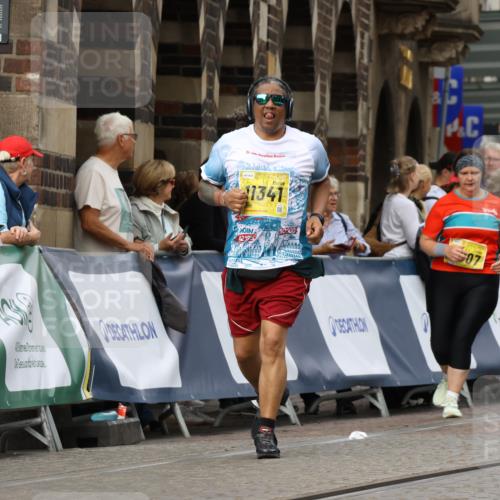 13.09.2026 - 21. swb-Marathon Bremen Strokosch-Dieckow http://msf.ph/oto/10296662 13.09.2026 11:31:54 Ziel  meine-sportfotos.de