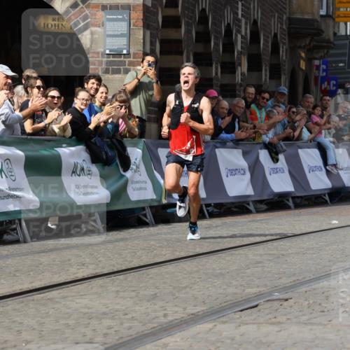 13.09.2026 - 21. swb-Marathon Bremen Strokosch-Dieckow http://msf.ph/oto/10296828 13.09.2026 12:09:40 Ziel 133 meine-sportfotos.de
