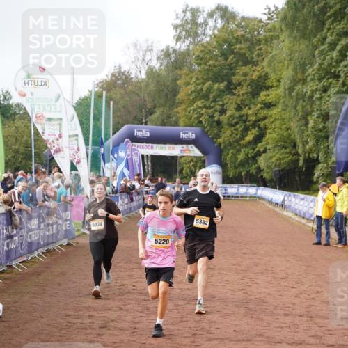 13.09.2026 - Airport Race Dennis Weichert http://msf.ph/oto/10297067 13.09.2026 10:34:23 Ziel 5034, 5122, 5220, 5355, 5356, 5366, 5367, 5382 meine-sportfotos.de