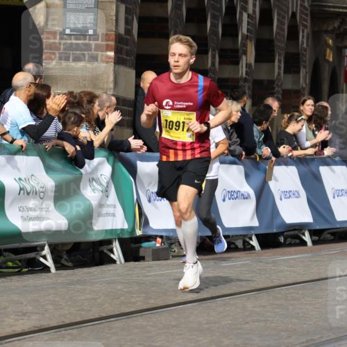 13.09.2026 - 21. swb-Marathon Bremen Strokosch-Dieckow http://msf.ph/oto/10297070 13.09.2026 10:48:46 Ziel 10231, 10269, 10421, 10426, 10489, 10538, 10638, 10770, 10814, 10993, 11135, 11196, 11241, 11582, 11611, 11683, 11815, 11837, 12259, 13570, 10253, 10293, 10566, 11885, 12027, 12204, 12350, 13512, 13555 meine-sportfotos.de