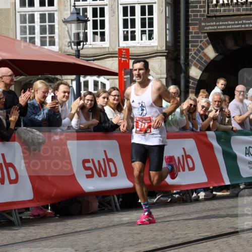 13.09.2026 - 21. swb-Marathon Bremen Strokosch-Dieckow http://msf.ph/oto/10297106 13.09.2026 12:20:46 Ziel 974, 626 meine-sportfotos.de