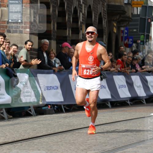 13.09.2026 - 21. swb-Marathon Bremen Strokosch-Dieckow http://msf.ph/oto/10297149 13.09.2026 12:21:22 Ziel 626 meine-sportfotos.de