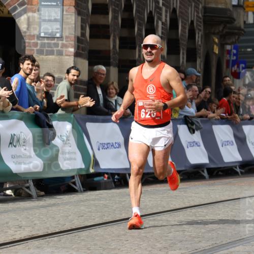 13.09.2026 - 21. swb-Marathon Bremen Strokosch-Dieckow http://msf.ph/oto/10297157 13.09.2026 12:21:23 Ziel 626 meine-sportfotos.de