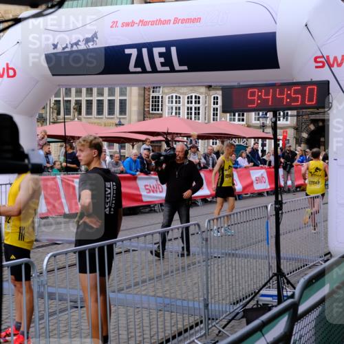 13.09.2026 - 21. swb-Marathon Bremen Tim E. http://msf.ph/oto/10297277 13.09.2026 09:44:53 Ziel  meine-sportfotos.de