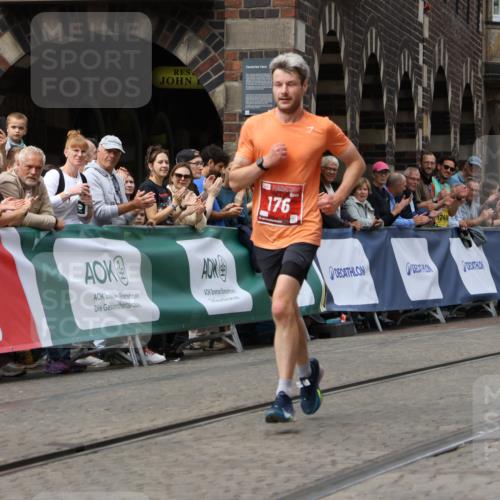 13.09.2026 - 21. swb-Marathon Bremen Strokosch-Dieckow http://msf.ph/oto/10297380 13.09.2026 12:23:01 Ziel 176 meine-sportfotos.de