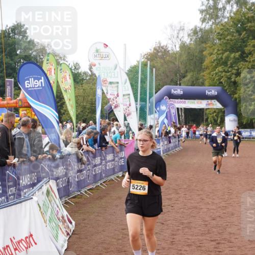13.09.2026 - Airport Race Dennis Weichert http://msf.ph/oto/10297467 13.09.2026 10:35:02 Ziel 5226, 5256 meine-sportfotos.de