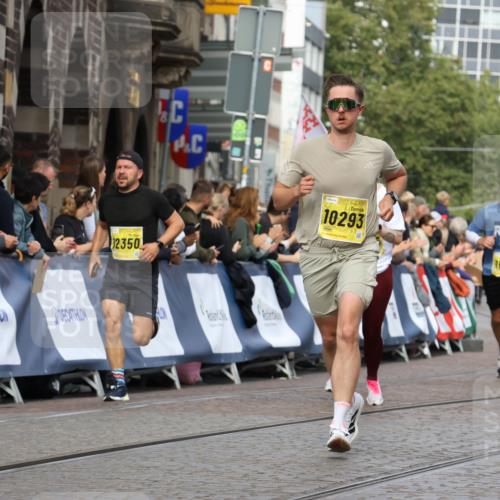 13.09.2026 - 21. swb-Marathon Bremen Strokosch-Dieckow http://msf.ph/oto/10297491 13.09.2026 10:49:08 Ziel 10815, 10917, 11372, 11885, 12204, 13512, 13555, 10294, 10514, 10655, 11316, 11567, 11621, 11896, 11984, 12149, 12376, 13577 meine-sportfotos.de