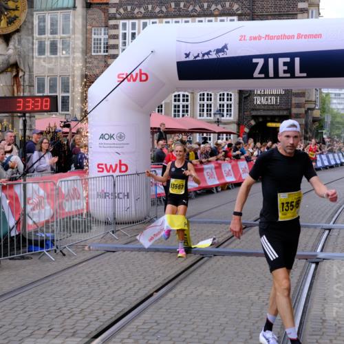 13.09.2026 - 21. swb-Marathon Bremen Tim E. http://msf.ph/oto/10297531 13.09.2026 10:28:56 Ziel 13515, 13547, 13567, 13593, 13624 meine-sportfotos.de