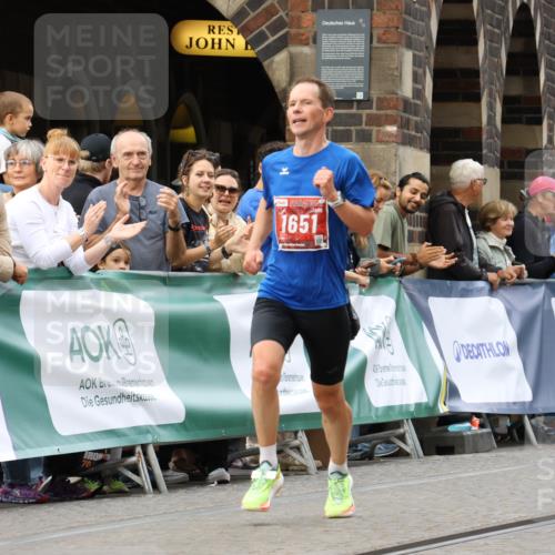 13.09.2026 - 21. swb-Marathon Bremen Strokosch-Dieckow http://msf.ph/oto/10297712 13.09.2026 12:29:44 Ziel 1651 meine-sportfotos.de