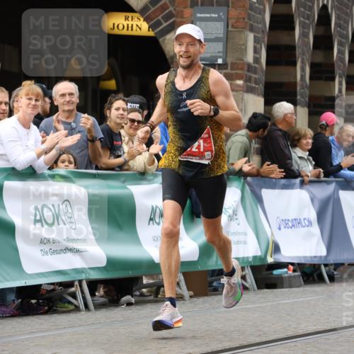 13.09.2026 - 21. swb-Marathon Bremen Strokosch-Dieckow http://msf.ph/oto/10297766 13.09.2026 12:30:03 Ziel 821 meine-sportfotos.de