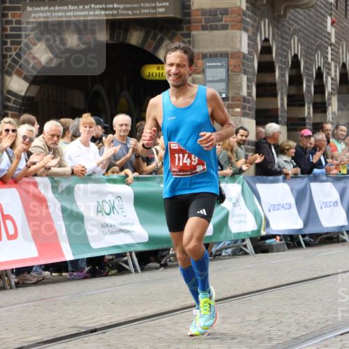 13.09.2026 - 21. swb-Marathon Bremen Strokosch-Dieckow http://msf.ph/oto/10297826 13.09.2026 12:31:37 Ziel 1149 meine-sportfotos.de