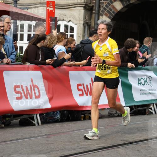 13.09.2026 - 21. swb-Marathon Bremen Strokosch-Dieckow http://msf.ph/oto/10298034 13.09.2026 10:49:26 Ziel 10253, 10293, 10294, 10392, 10514, 10566, 10655, 11316, 11567, 11891, 11896, 11984, 12027, 12132, 12149, 12350, 12450, 12529, 13555, 13577, 10835, 10910, 11092, 11635, 11717 meine-sportfotos.de