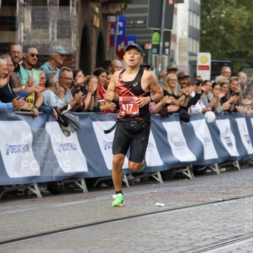 13.09.2026 - 21. swb-Marathon Bremen Strokosch-Dieckow http://msf.ph/oto/10298046 13.09.2026 12:35:01 Ziel 917, 1190, 1997, 1028 meine-sportfotos.de