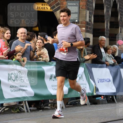 13.09.2026 - 21. swb-Marathon Bremen Strokosch-Dieckow http://msf.ph/oto/10298163 13.09.2026 12:36:25 Ziel 1670 meine-sportfotos.de