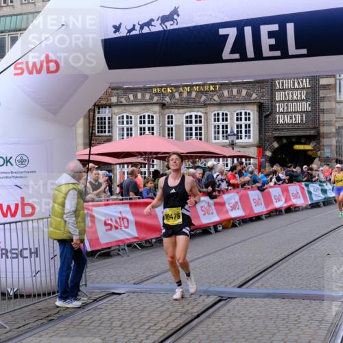 13.09.2026 - 21. swb-Marathon Bremen Tim E. http://msf.ph/oto/10298187 13.09.2026 10:33:54 Ziel 10366, 10475, 11059, 11481, 11652, 12459, 13530 meine-sportfotos.de