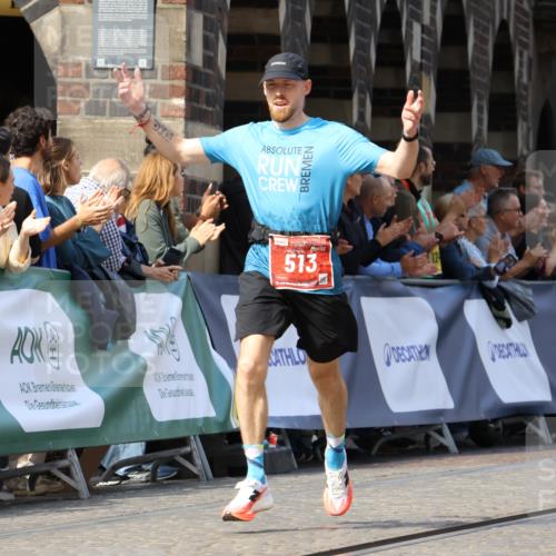 13.09.2026 - 21. swb-Marathon Bremen Strokosch-Dieckow http://msf.ph/oto/10298211 13.09.2026 12:37:46 Ziel 513, 1957 meine-sportfotos.de