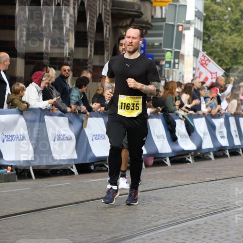 13.09.2026 - 21. swb-Marathon Bremen Strokosch-Dieckow http://msf.ph/oto/10298241 13.09.2026 10:49:37 Ziel 10294, 10392, 10514, 10655, 10739, 10846, 11191, 11316, 11567, 11621, 11896, 11984, 12132, 12149, 12376, 12450, 12529, 13577, 10508, 10709, 11007, 11183 meine-sportfotos.de