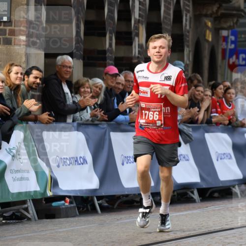 13.09.2026 - 21. swb-Marathon Bremen Strokosch-Dieckow http://msf.ph/oto/10298275 13.09.2026 12:38:04 Ziel 1766 meine-sportfotos.de
