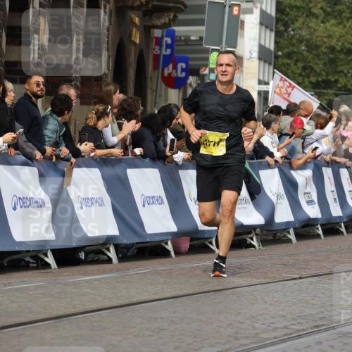 13.09.2026 - 21. swb-Marathon Bremen Strokosch-Dieckow http://msf.ph/oto/10298280 13.09.2026 10:49:44 Ziel 10294, 10655, 10739, 10835, 10846, 10910, 11092, 11191, 11621, 11635, 12376, 10452, 10508, 10593, 10966, 11005, 11035, 11183, 12380 meine-sportfotos.de