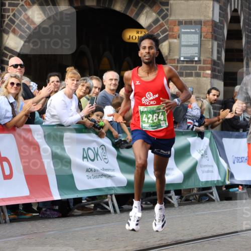 13.09.2026 - 21. swb-Marathon Bremen Strokosch-Dieckow http://msf.ph/oto/10298297 13.09.2026 12:40:36 Ziel 149, 1263, 3662 meine-sportfotos.de
