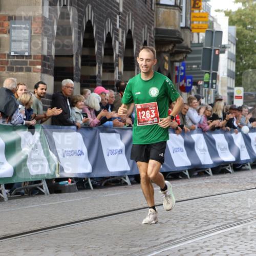 13.09.2026 - 21. swb-Marathon Bremen Strokosch-Dieckow http://msf.ph/oto/10298349 13.09.2026 12:41:12 Ziel 642, 1263, 3662 meine-sportfotos.de
