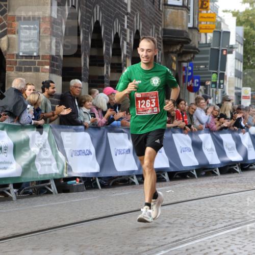 13.09.2026 - 21. swb-Marathon Bremen Strokosch-Dieckow http://msf.ph/oto/10298354 13.09.2026 12:41:12 Ziel 642, 1263, 3662 meine-sportfotos.de