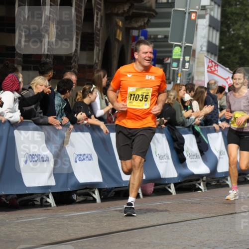 13.09.2026 - 21. swb-Marathon Bremen Strokosch-Dieckow http://msf.ph/oto/10298459 13.09.2026 10:50:00 Ziel 10709, 10835, 10910, 11007, 11092, 11717, 10876, 11111, 11128, 11415, 12240, 12510 meine-sportfotos.de