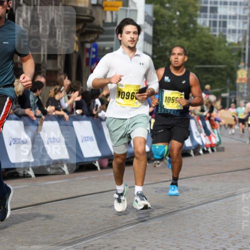 13.09.2026 - 21. swb-Marathon Bremen Strokosch-Dieckow http://msf.ph/oto/10298554 13.09.2026 10:50:04 Ziel 10508, 10709, 10966, 11007, 11035, 11183, 11717, 10170, 10876, 11111, 11128, 11178, 11497, 11499, 12240, 12269 meine-sportfotos.de