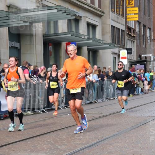 13.09.2026 - 21. swb-Marathon Bremen Strokosch-Dieckow http://msf.ph/oto/10298710 13.09.2026 10:46:05 Ziel 10228, 10897, 11110, 11287, 11356, 11706, 11925, 11926, 12035, 13511, 13609, 13640, 10436, 10447, 10992, 11015, 11279, 11762, 11956, 12033, 12069, 12556, 12557, 13529, 13595, 13612 meine-sportfotos.de