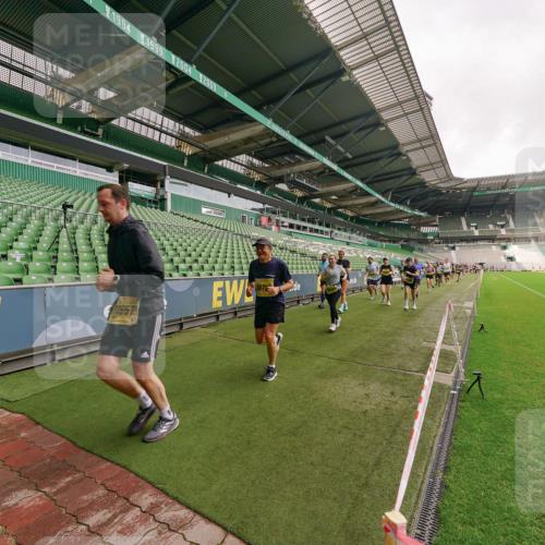 13.09.2026 - 21. swb-Marathon Bremen Michael Burmester http://msf.ph/oto/10298798 13.09.2026 10:34:29 Laufen im Stadion 10018, 10078, 10093, 10144, 10147, 10157, 10166, 10177, 10184, 10185, 10211, 10236, 10240, 10254, 10297, 10355, 10356, 10367, 10368, 10369, 10374, 10394, 10408, 10415, 10423, 10427, 10428, 10460, 10485, 10494, 10528, 10530, 10559, 10578, 10604, 10639, 10668, 10669, 10673, 10677, 10687, 10691, 10699, 10700, 10715, 10745, 10749, 10750, 10772, 10787, 10788, 10794, 10828, 10857, 10914, 10928, 11126, 11162, 11343, 11803, 11965, 10146, 10222 meine-sportfotos.de
