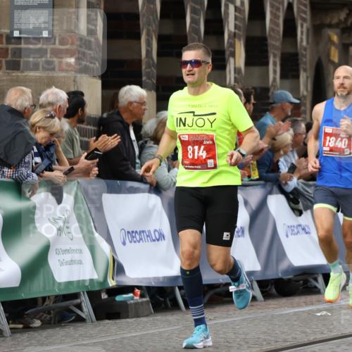 13.09.2026 - 21. swb-Marathon Bremen Strokosch-Dieckow http://msf.ph/oto/10298909 13.09.2026 12:45:23 Ziel 322, 814, 1187, 1544, 1840, 4474, 8285, 2032 meine-sportfotos.de