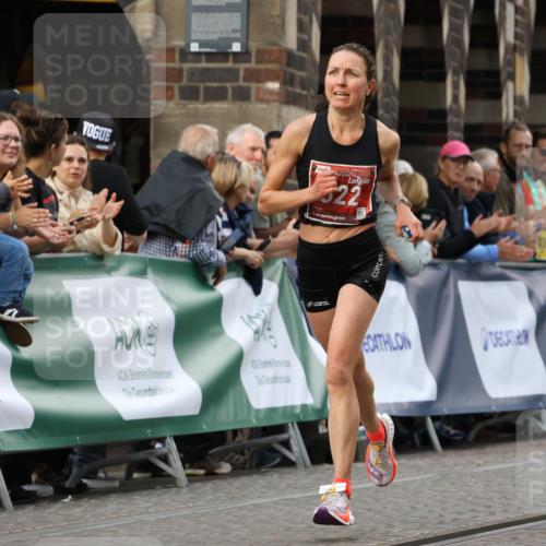 13.09.2026 - 21. swb-Marathon Bremen Strokosch-Dieckow http://msf.ph/oto/10299046 13.09.2026 12:45:28 Ziel 322, 814, 1187, 1544, 1840, 8285, 2032 meine-sportfotos.de