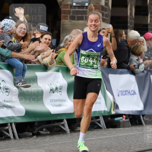 13.09.2026 - 21. swb-Marathon Bremen Strokosch-Dieckow http://msf.ph/oto/10299265 13.09.2026 12:46:10 Ziel 103, 8044 meine-sportfotos.de