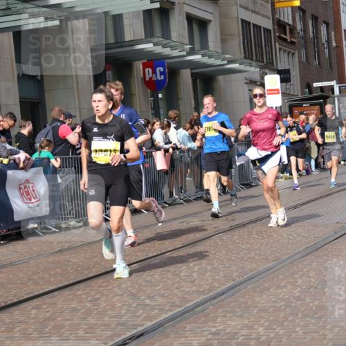 13.09.2026 - 21. swb-Marathon Bremen Strokosch-Dieckow http://msf.ph/oto/10299324 13.09.2026 10:47:03 Ziel 10189, 10270, 10310, 10319, 10744, 10807, 10873, 10898, 11187, 11269, 11462, 11469, 11646, 11650, 11651, 11814, 12048, 12195, 12296, 12298, 12415, 12470, 13521, 13528, 13545, 13589, 10289, 10445, 10504, 11060, 11199, 11212, 11344, 11608, 11661, 11783, 12364, 12375, 12415, 12470, 13613 meine-sportfotos.de