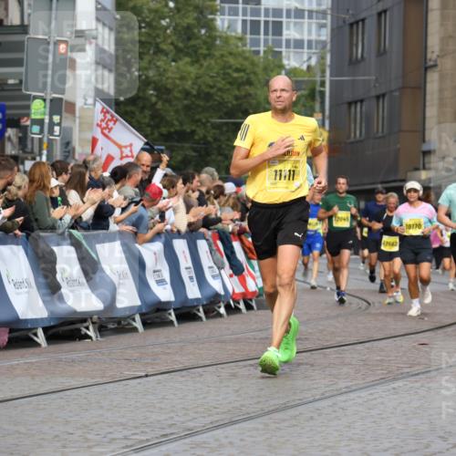 13.09.2026 - 21. swb-Marathon Bremen Strokosch-Dieckow http://msf.ph/oto/10299340 13.09.2026 10:50:19 Ziel 10452, 10508, 10593, 10876, 10966, 11005, 11035, 11183, 11415, 12240, 12380, 12510, 10233, 10525, 10840, 10923, 11276, 11622, 11664, 11680, 11742, 12045, 12078, 12447, 13562 meine-sportfotos.de