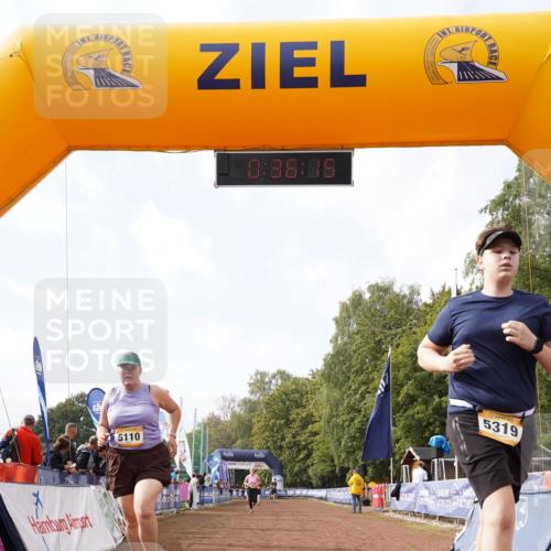 13.09.2026 - Airport Race Dennis Weichert http://msf.ph/oto/10299353 13.09.2026 10:36:48 Ziel 5110, 5138, 5319 meine-sportfotos.de