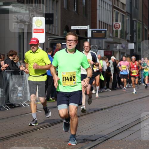 13.09.2026 - 21. swb-Marathon Bremen Strokosch-Dieckow http://msf.ph/oto/10299494 13.09.2026 10:47:13 Ziel 10189, 10210, 10223, 10270, 10310, 10319, 10594, 10807, 10860, 10873, 10898, 11130, 11187, 11269, 11469, 11646, 11809, 11894, 12048, 12077, 12195, 12296, 12318, 12547, 13521, 13528, 13545, 10289, 10319, 10504, 10744, 11060, 11187, 11199, 11212, 11344, 11462, 11608, 11650, 11651, 11661, 11783, 11814, 12048, 12298, 12415, 12470, 13589, 13613 meine-sportfotos.de