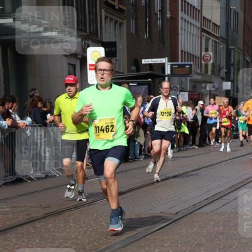 13.09.2026 - 21. swb-Marathon Bremen Strokosch-Dieckow http://msf.ph/oto/10299510 13.09.2026 10:47:14 Ziel 10189, 10210, 10223, 10270, 10310, 10393, 10594, 10807, 10860, 10873, 10898, 11130, 11269, 11469, 11646, 11809, 11894, 12077, 12195, 12296, 12318, 12547, 13521, 13528, 13545, 10289, 10319, 10504, 10744, 11060, 11187, 11199, 11212, 11344, 11462, 11608, 11650, 11651, 11661, 11783, 11814, 12048, 12298, 12415, 12470, 13528, 13589, 13613 meine-sportfotos.de