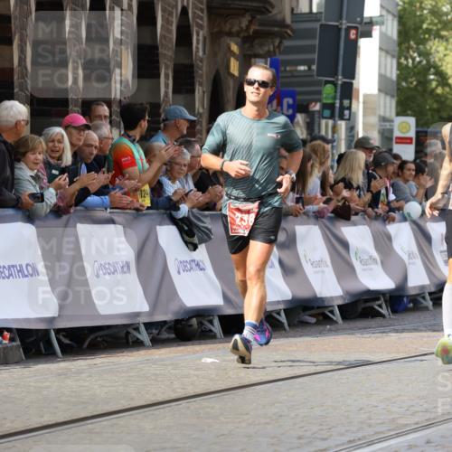 13.09.2026 - 21. swb-Marathon Bremen Strokosch-Dieckow http://msf.ph/oto/10299564 13.09.2026 12:47:00 Ziel 238, 574, 841, 1253, 1391, 649, 7741 meine-sportfotos.de