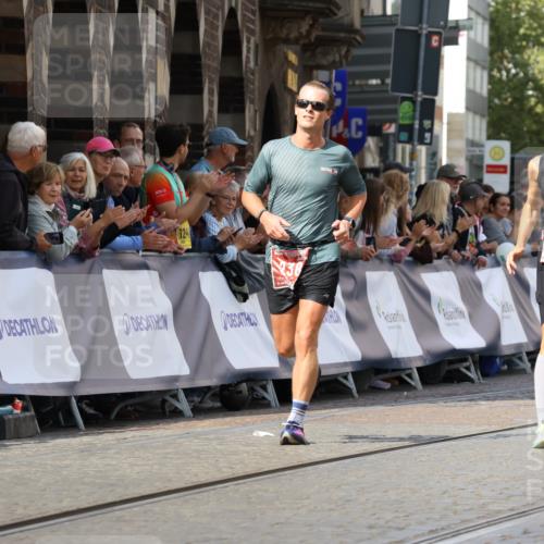13.09.2026 - 21. swb-Marathon Bremen Strokosch-Dieckow http://msf.ph/oto/10299571 13.09.2026 12:47:00 Ziel 238, 574, 841, 1253, 1391, 649, 7741 meine-sportfotos.de
