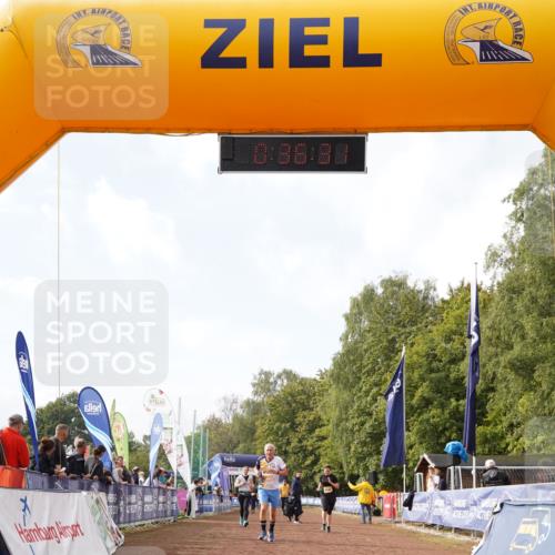 13.09.2026 - Airport Race Dennis Weichert http://msf.ph/oto/10299591 13.09.2026 10:37:04 Ziel 4127, 5227, 5228, 5244, 5252, 5276, 5445 meine-sportfotos.de
