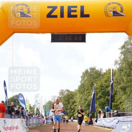 13.09.2026 - Airport Race Dennis Weichert http://msf.ph/oto/10299605 13.09.2026 10:37:06 Ziel 4127, 5227, 5228, 5244, 5276, 5445 meine-sportfotos.de