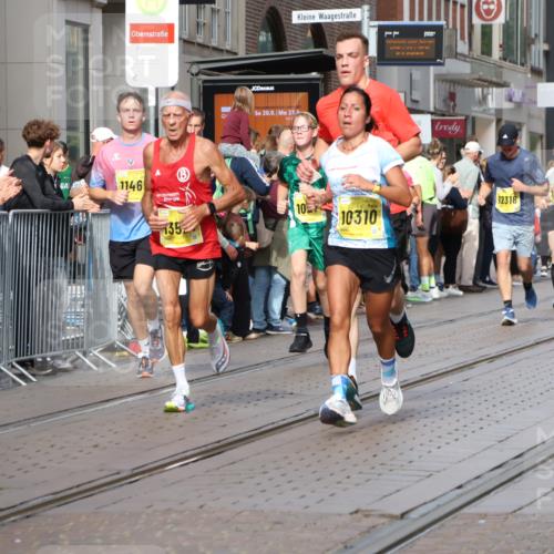 13.09.2026 - 21. swb-Marathon Bremen Strokosch-Dieckow http://msf.ph/oto/10299652 13.09.2026 10:47:20 Ziel 10172, 10189, 10210, 10223, 10270, 10310, 10393, 10592, 10594, 10807, 10860, 10873, 11018, 11130, 11469, 11634, 11646, 11809, 11894, 12077, 12296, 12318, 12547, 12558, 13521, 10189, 10319, 10744, 10898, 11060, 11187, 11269, 11344, 11462, 11650, 11651, 11814, 12048, 12195, 12298, 12415, 12470, 13528, 13545, 13589, 13613 meine-sportfotos.de