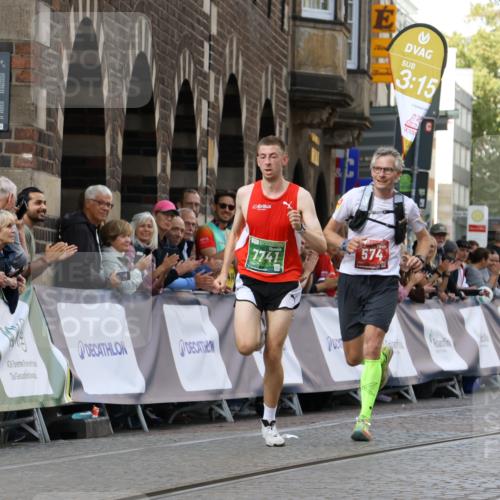 13.09.2026 - 21. swb-Marathon Bremen Strokosch-Dieckow http://msf.ph/oto/10299659 13.09.2026 12:47:07 Ziel 238, 574, 841, 1391, 7741 meine-sportfotos.de