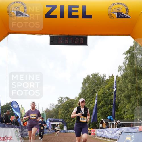 13.09.2026 - Airport Race Dennis Weichert http://msf.ph/oto/10299814 13.09.2026 10:37:36 Ziel 5214, 5303, 5397, 5405 meine-sportfotos.de