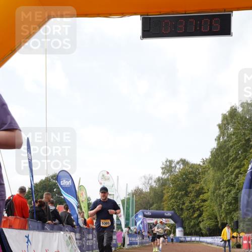13.09.2026 - Airport Race Dennis Weichert http://msf.ph/oto/10299818 13.09.2026 10:37:38 Ziel 5176, 5214, 5303, 5397, 5405 meine-sportfotos.de