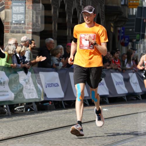 13.09.2026 - 21. swb-Marathon Bremen Strokosch-Dieckow http://msf.ph/oto/10299830 13.09.2026 12:48:05 Ziel 875, 991, 1161, 1783 meine-sportfotos.de